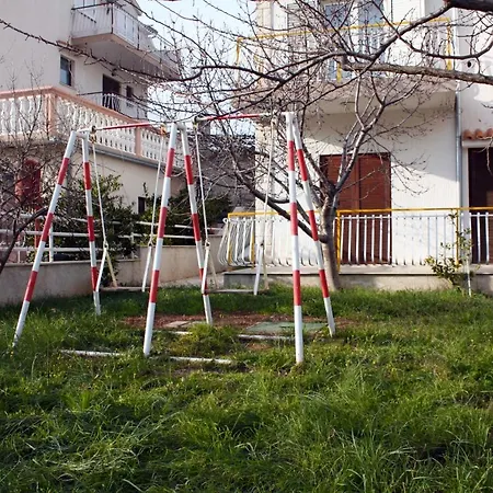 4867a Apartman Grebastica